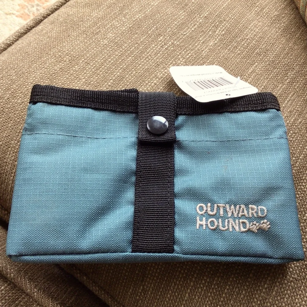 Outward Hound Fold-N-Go Port-A-Bowl. NWT